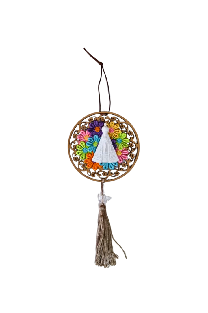 Nossa senhora com pompom 1