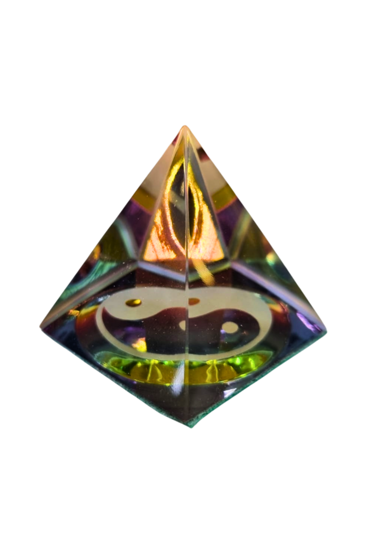 Piramide ying yang 2