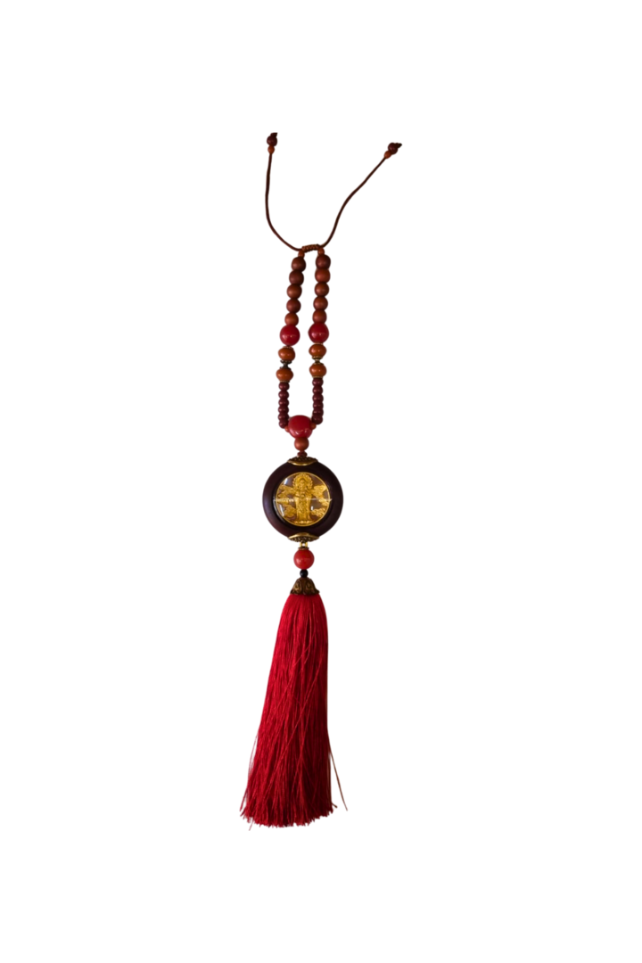Amuleto dourado 1