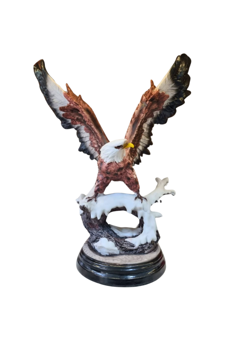 Aguia pedestal 1
