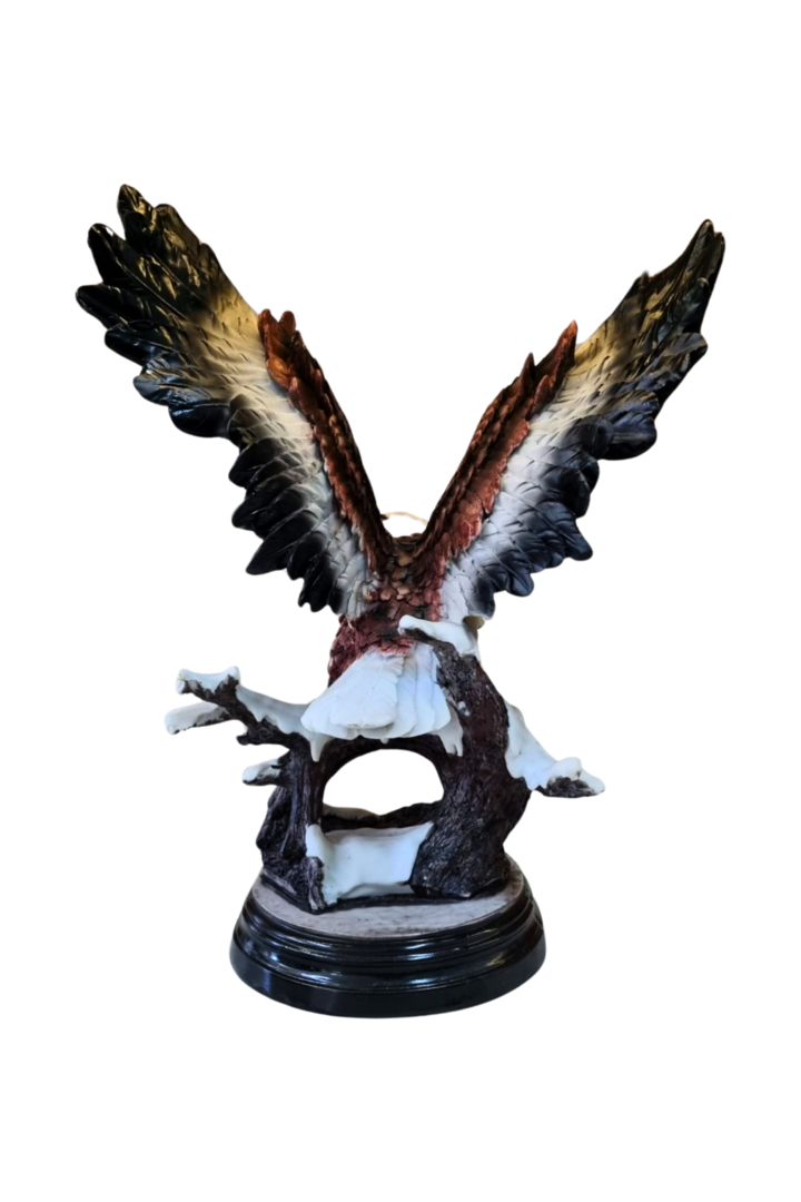 Aguia pedestal 3
